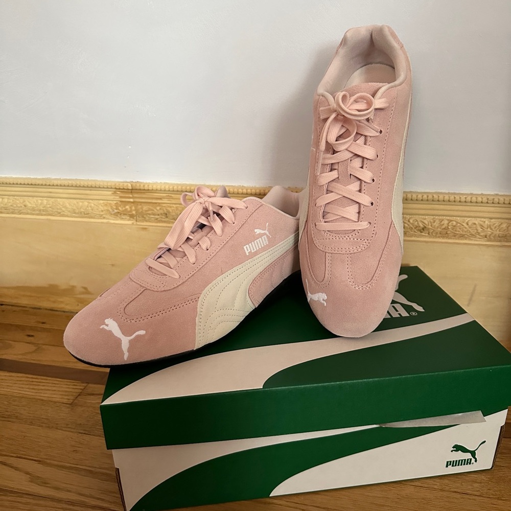 Puma Women's Pink Suede Sneakers ~~ BRAND NEW & UNWORN